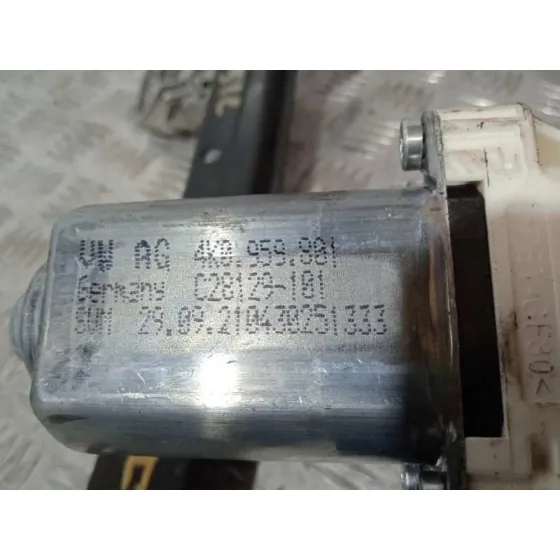 Elevalunas Delantero Izquierdo para Volkswagen Arteon (3H8)