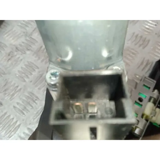 Elevalunas Delantero Izquierdo para Volkswagen Arteon (3H8)