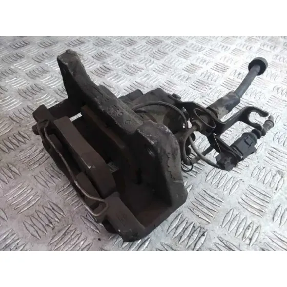 Pinza Freno Delantera Izquierda para Audi A6 Berlina (4F2)