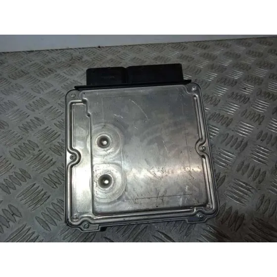 Centralita Motor Uce para Audi A6 Berlina (4F2)