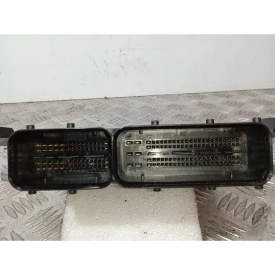 Centralita Motor Uce para Audi A6 Berlina (4F2)