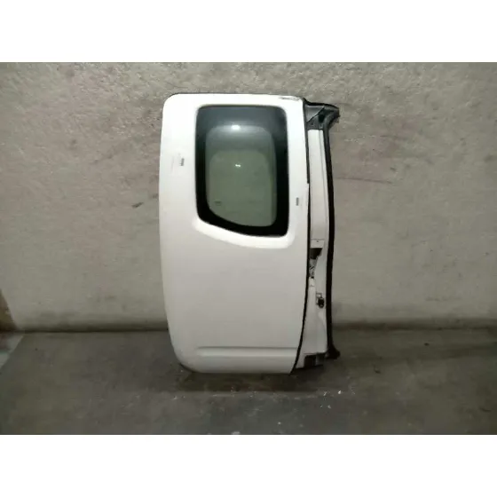 Puerta Trasera Derecha para Nissan Navara Pick-Up (D40M)