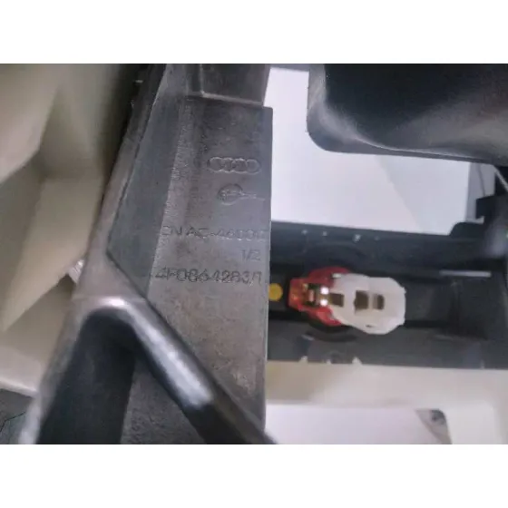 Apoyabrazos Central para Audi A6 Berlina (4F2)