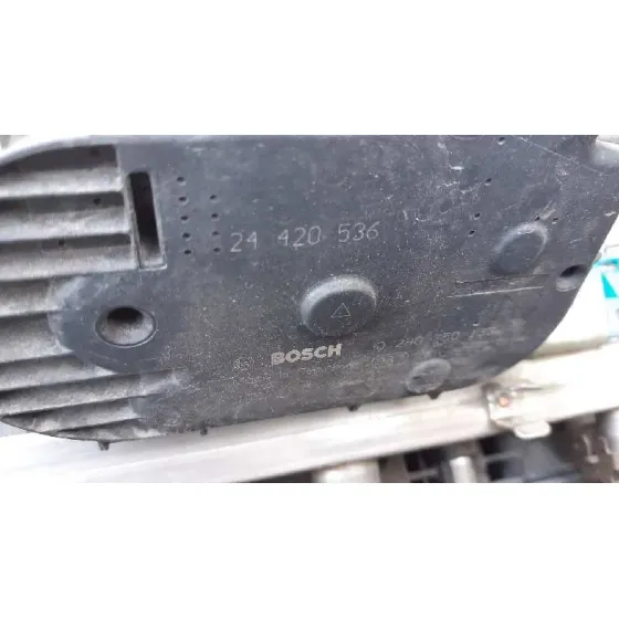 Caja Mariposa para Opel Corsa D