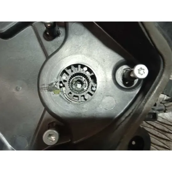 Elevalunas Delantero Izquierdo para Seat Ibiza (6J5)