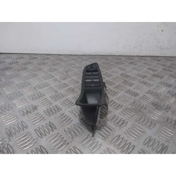 Mando Elevalunas Delantero Izquierdo para Ford Focus Lim.