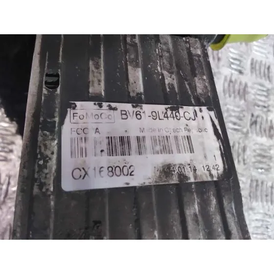 Intercooler para Ford Focus Lim. (Cb8)
