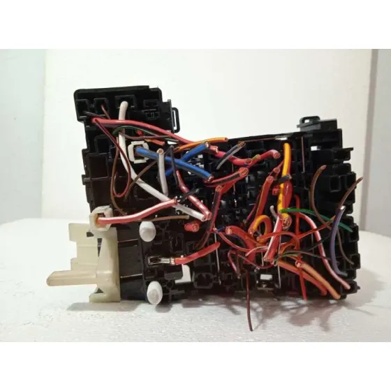 Caja Reles / Fusibles para Volkswagen Arteon (3H8)