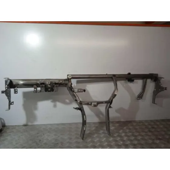 Travesano Superior para Volkswagen Arteon (3H8)