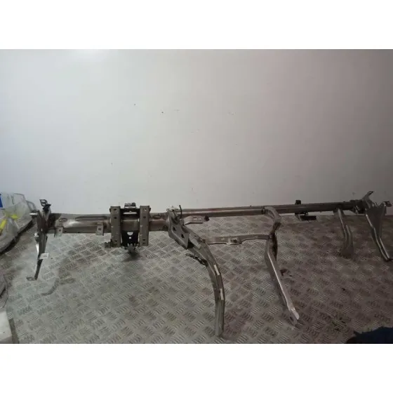 Travesano Superior para Volkswagen Arteon (3H8)