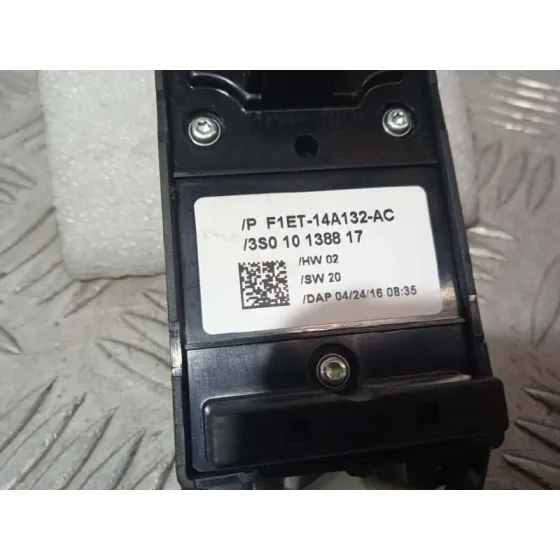 Mando Elevalunas Delantero Izquierdo para Ford Fiesta (Ccn)
