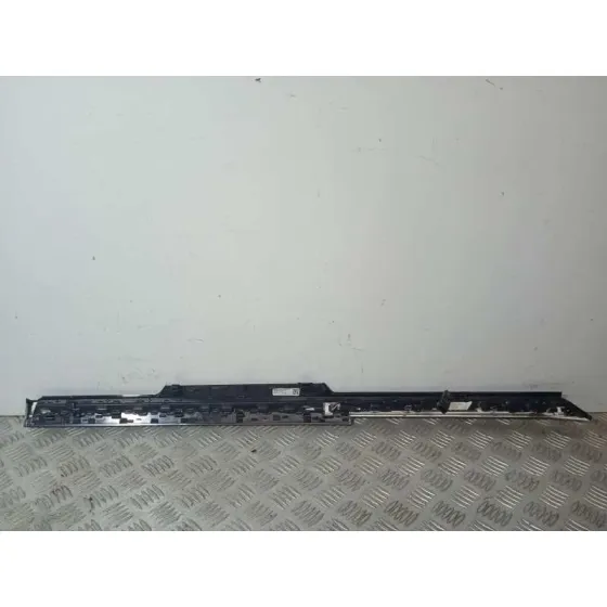 Moldura para Volkswagen Arteon (3H8)