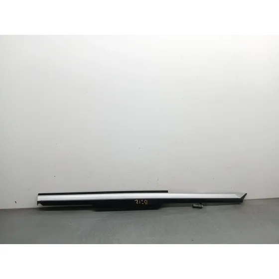 Moldura para Volkswagen Arteon (3H8)