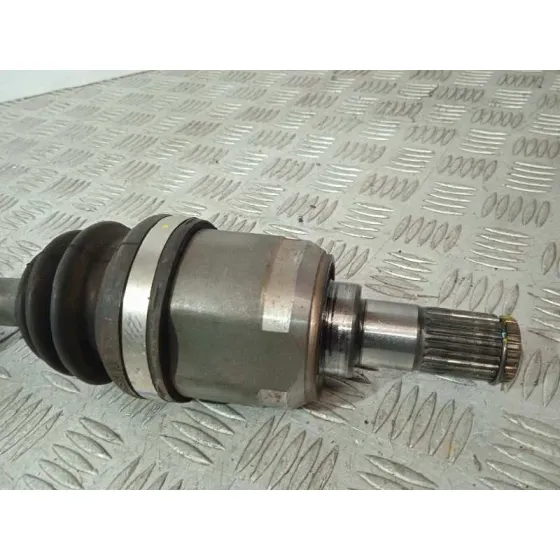 Transmision Delantera Izquierda para Kia Ceed