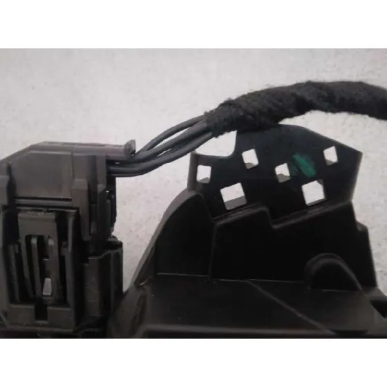 Cerradura Puerta Trasera Derecha para Ford Focus