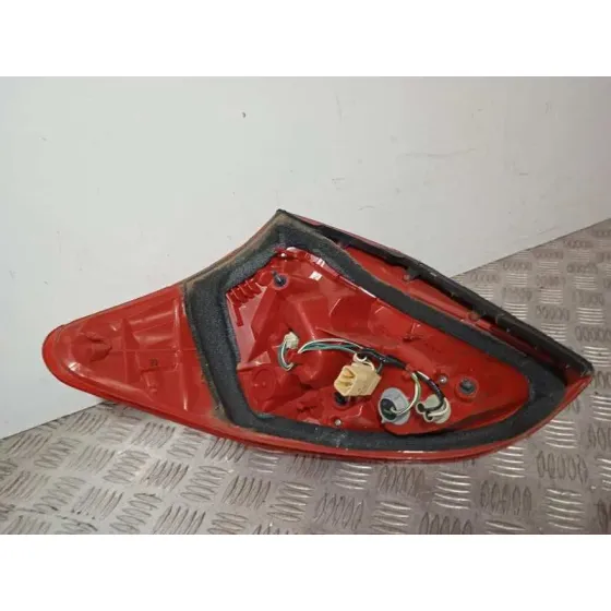 Piloto Trasero Derecho para Toyota Rav 4 (A3)