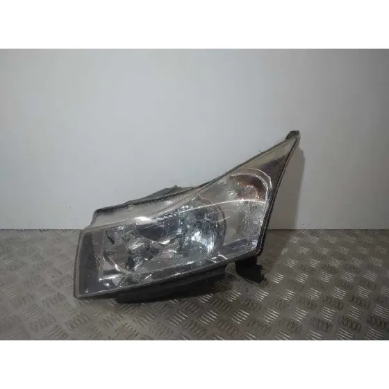 Faro Izquierdo para Chevrolet Cruze