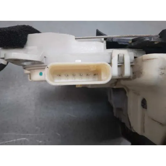 Cerradura Puerta Delantera Derecha para Audi A4 Ber. (B8)