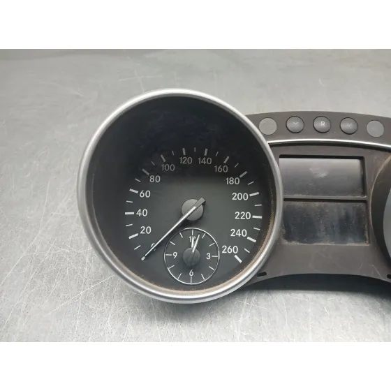 Cuadro Instrumentos para Mercedes-Benz Clase M (W164)