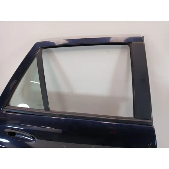 Puerta Trasera Derecha para Mercedes-Benz Clase M (W164)