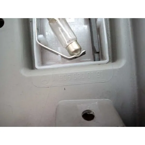 Guantera para Mercedes-Benz Sprinterii Caja Cerrada (Desde 01.06)