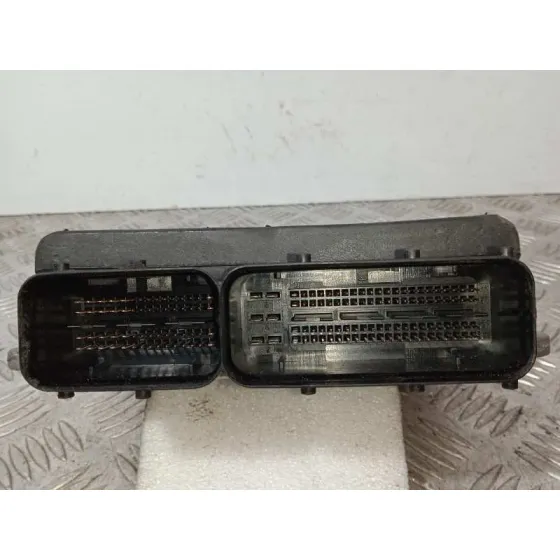 Centralita Motor Uce para Audi A5 Coupe (8T)