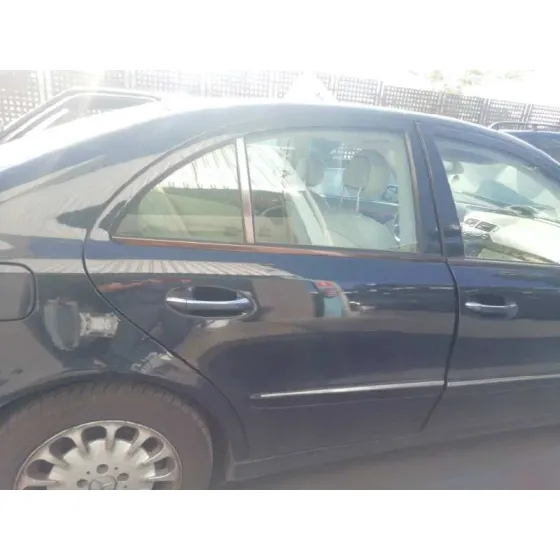 Puerta Trasera Derecha para Mercedes-Benz Clase E (W211) Berlina