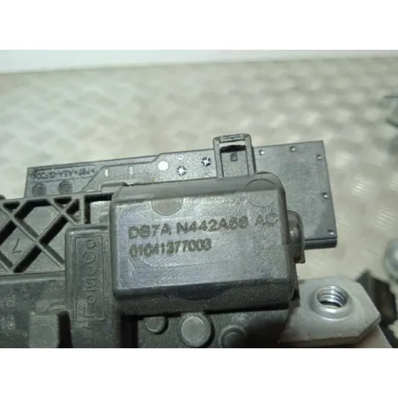 Cerradura Maletero / Porton para Ford Tourneo Courier (C4A)