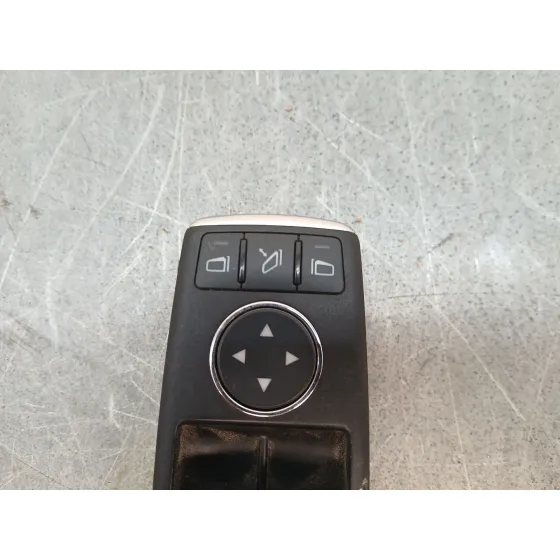 Mando Elevalunas Delantero Izquierdo para Mercedes-Benz Clase C (W204) Berlina