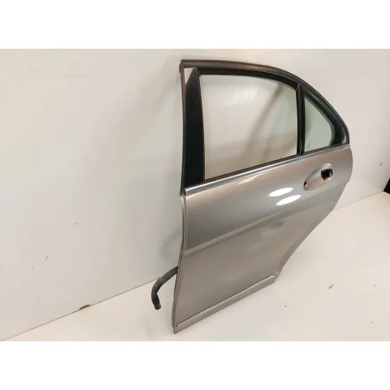 Puerta Trasera Izquierda para Mercedes-Benz Clase C (W204) Berlina