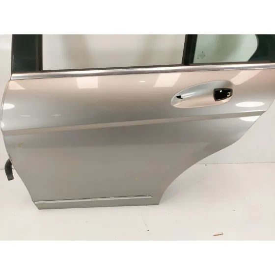 Puerta Trasera Izquierda para Mercedes-Benz Clase C (W204) Berlina