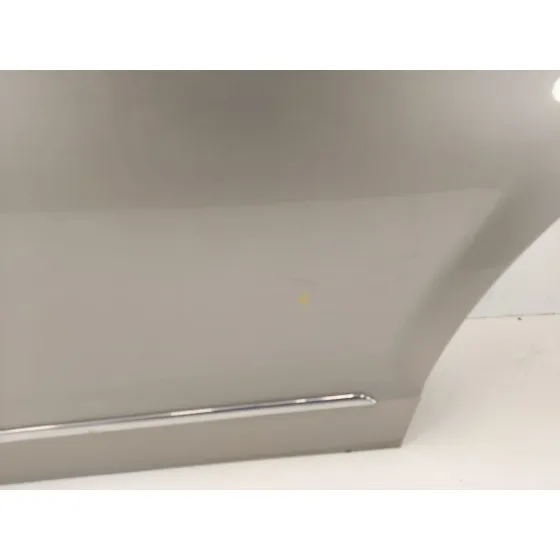 Puerta Trasera Izquierda para Mercedes-Benz Clase C (W204) Berlina