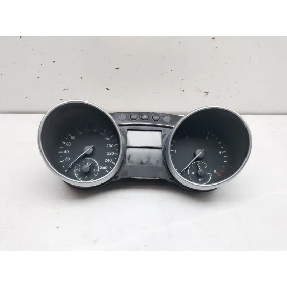 Cuadro Instrumentos para Mercedes-Benz Clase M (W164)