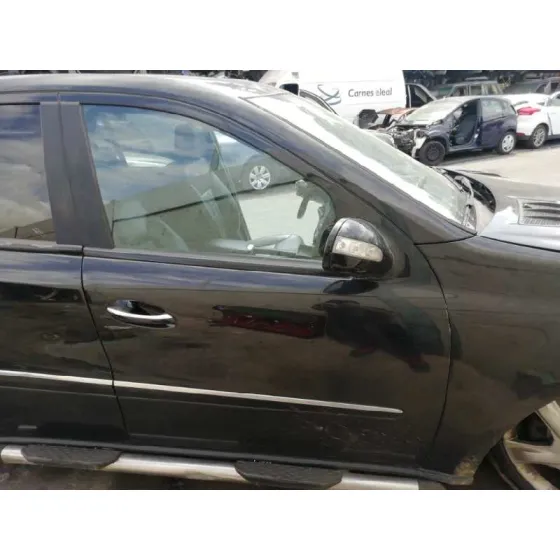 Puerta Delantera Derecha para Mercedes-Benz Clase M (W164)