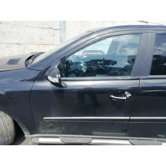 Puerta Delantera Izquierda para Mercedes-Benz Clase M (W164)