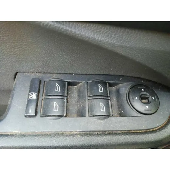 Mando Elevalunas Delantero Izquierdo para Ford Focus C-Max (Cap)