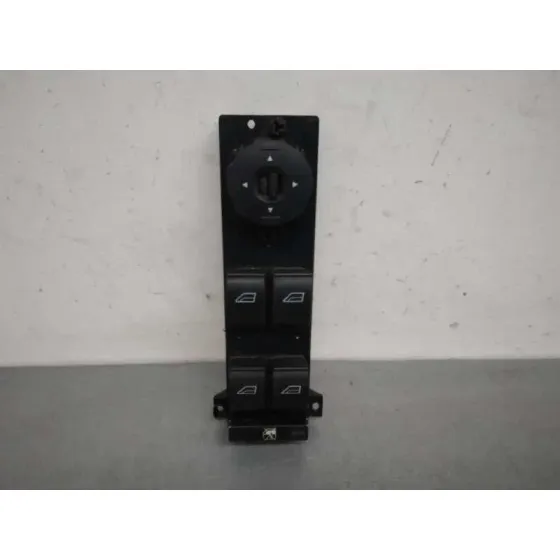 Mando Elevalunas Delantero Izquierdo para Ford Focus C-Max (Cap)