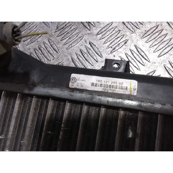 Radiador Agua para Seat Leon (1P1)