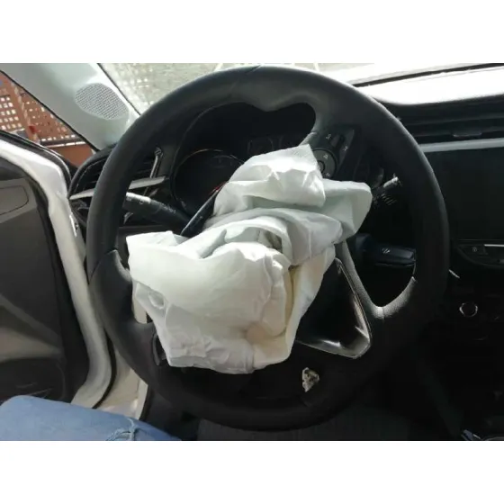 Volante para Opel Corsa F
