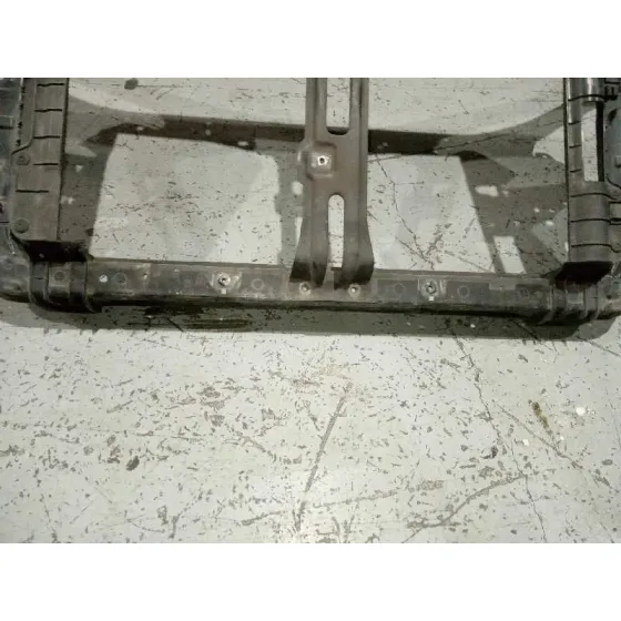 Panel Frontal para Kia Carens (Un)
