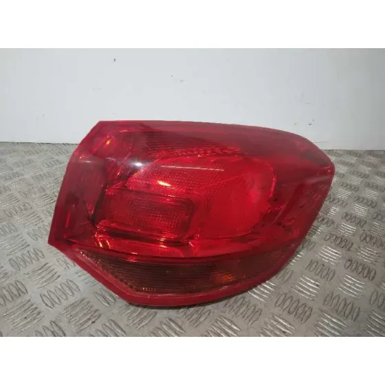 Piloto Trasero Derecho para Opel Astra J Sports Tourer