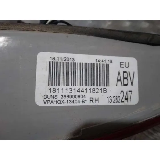 Piloto Trasero Derecho Interior para Opel Astra J Sports Tourer