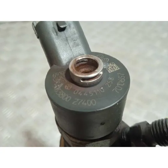 Inyector para Kia Carens (Un)