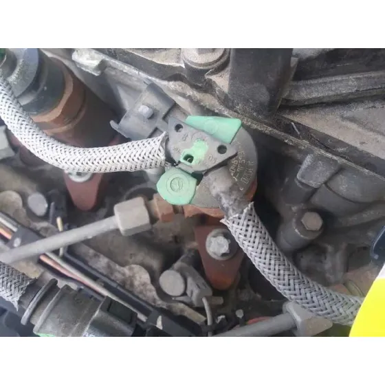 Inyector para Ford Tourneo Courier (C4A)