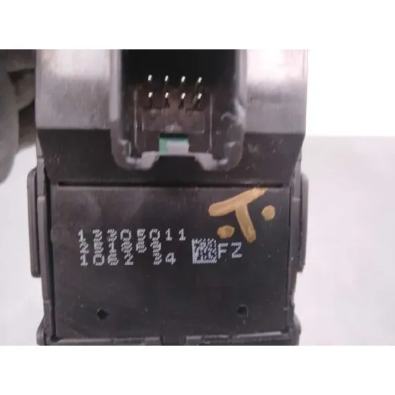 Mando Elevalunas Delantero Izquierdo para Opel Insignia Berlina