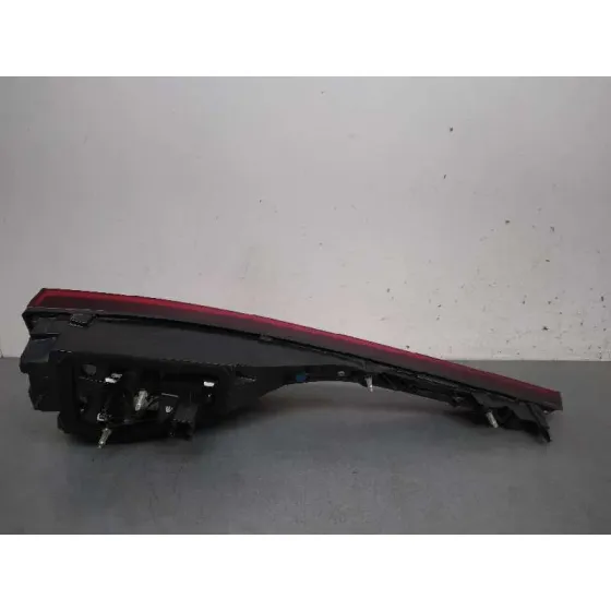 Piloto Trasero Derecho Interior para Renault Megane Iv Berlina 5P