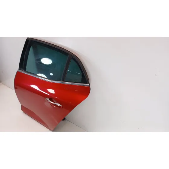 Puerta Trasera Izquierda para Renault Megane Iv Berlina 5P