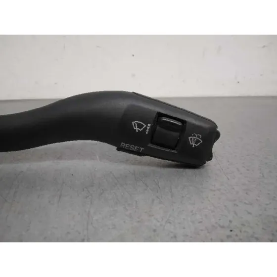 Mando Limpia para Audi A6 Berlina (4F2)
