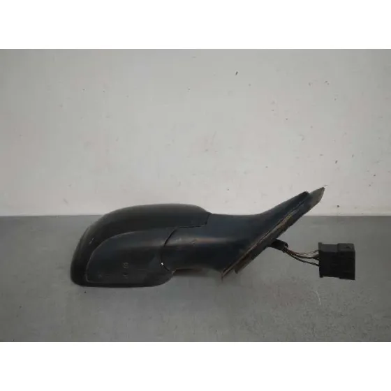 Retrovisor Derecho para Audi A3 (8L)