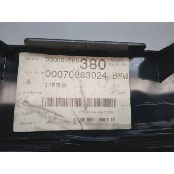 Guantera para Bmw X3 (E83)